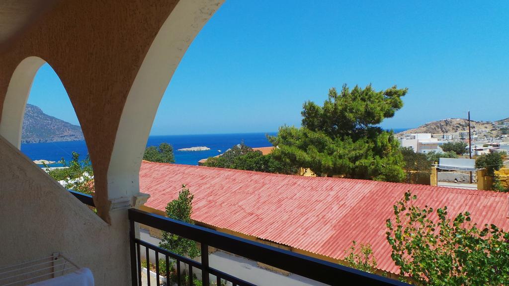 Hotel Seven Stars à Karpathos Extérieur photo