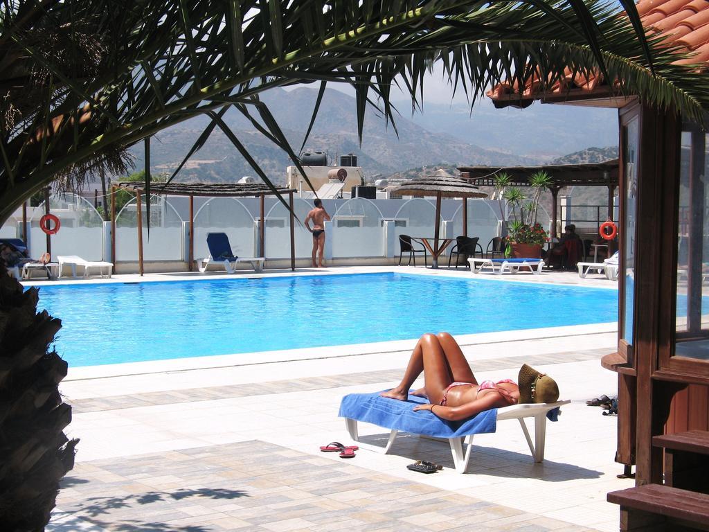 Hotel Seven Stars à Karpathos Extérieur photo