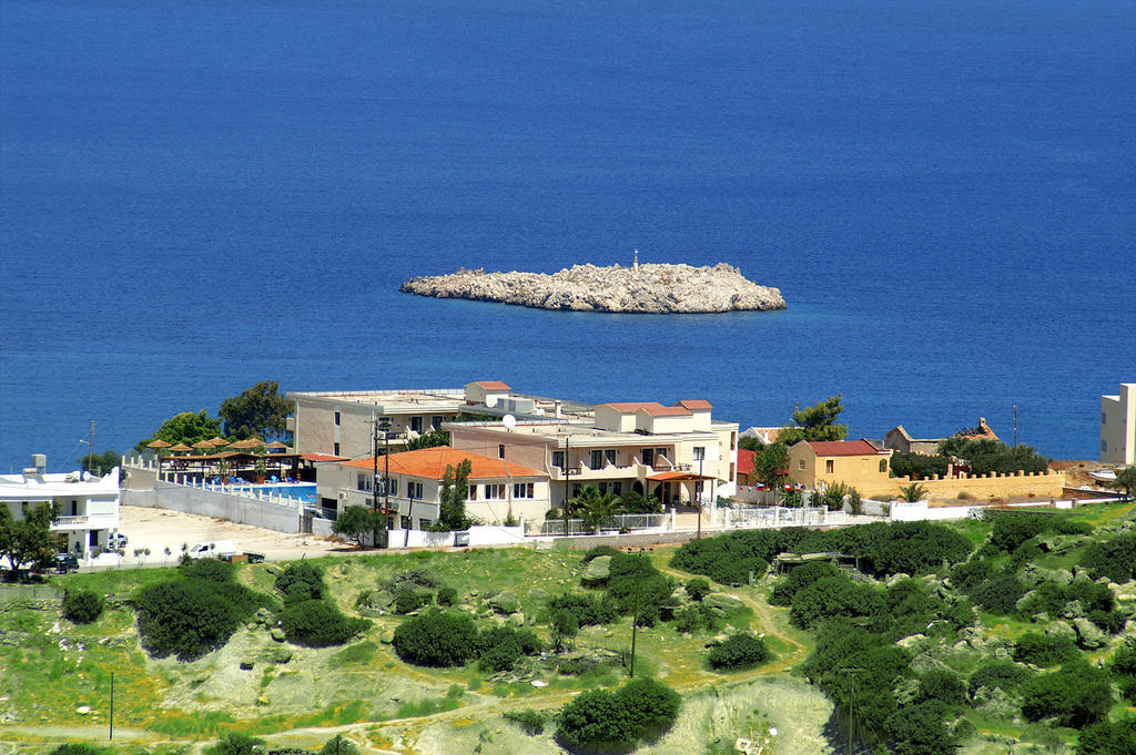 Hotel Seven Stars à Karpathos Extérieur photo