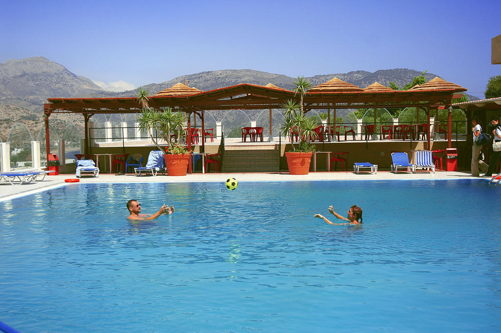 Hotel Seven Stars à Karpathos Extérieur photo